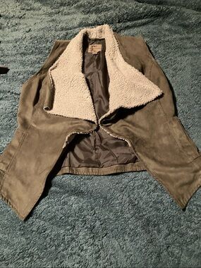 Blue Bird Suede-like Vest with Cream Sherpa Collar